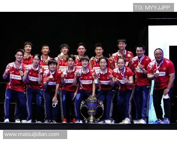 深圳羽毛球队在城市联赛中的默契配合与战术分析